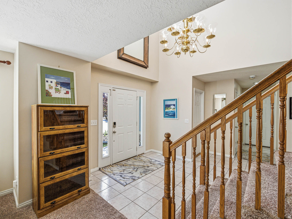 9876 S SPRUCE DALE DR South Jordan, UT 84095