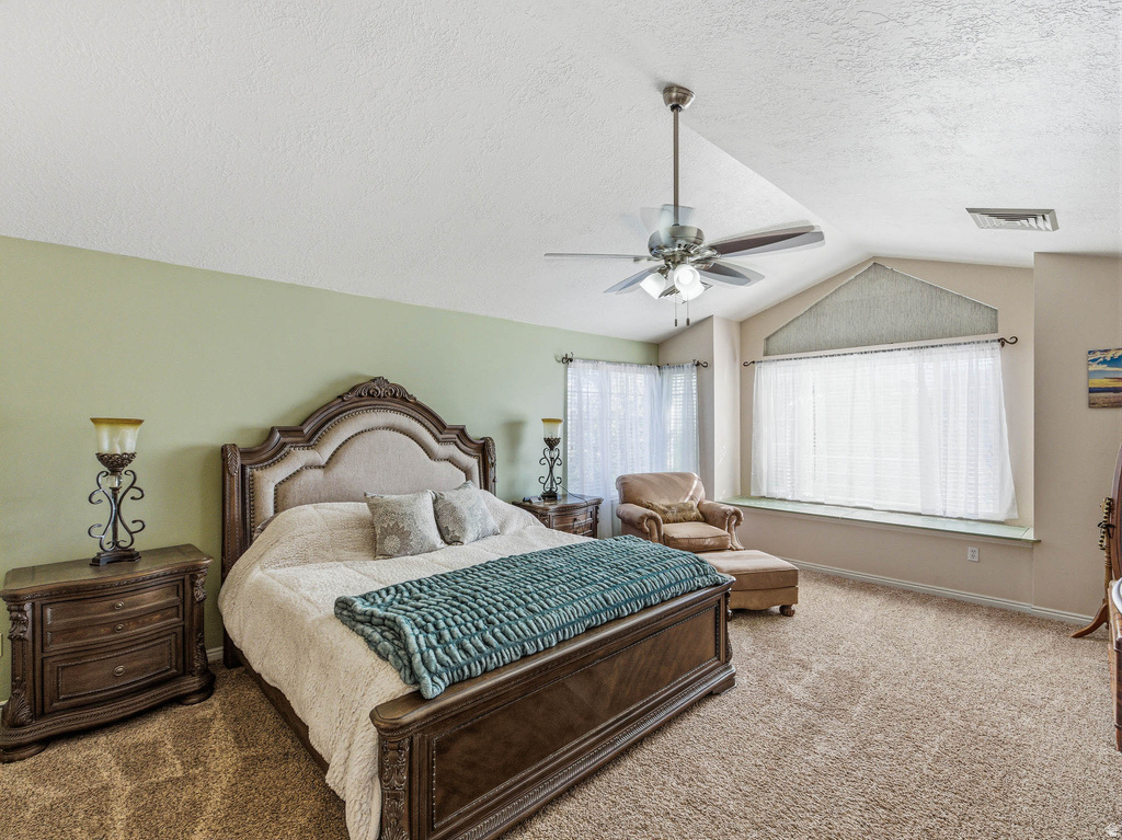 9876 S SPRUCE DALE DR South Jordan, UT 84095