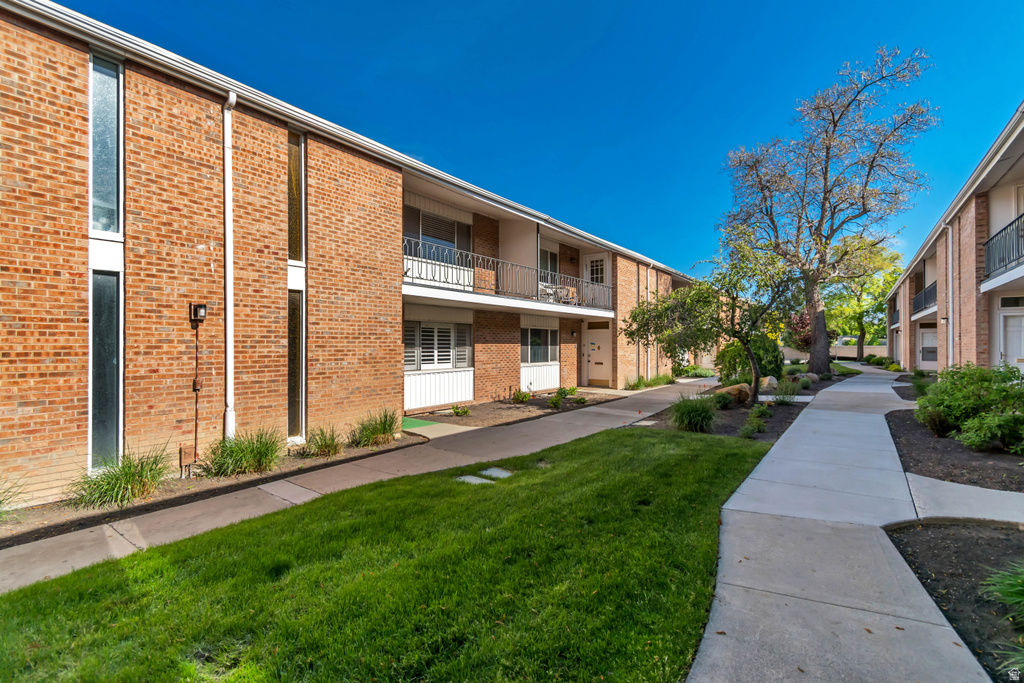 720 E THREE FOUNTAINS DR #77 Salt Lake City, UT 84107