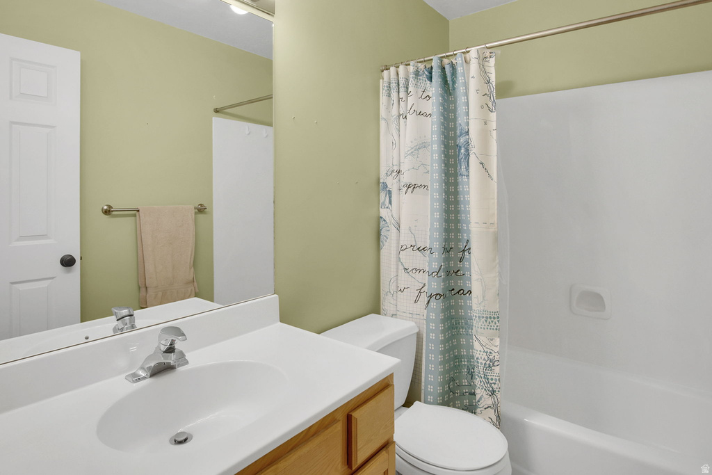 2224 W 2150 S Syracuse, UT 84075