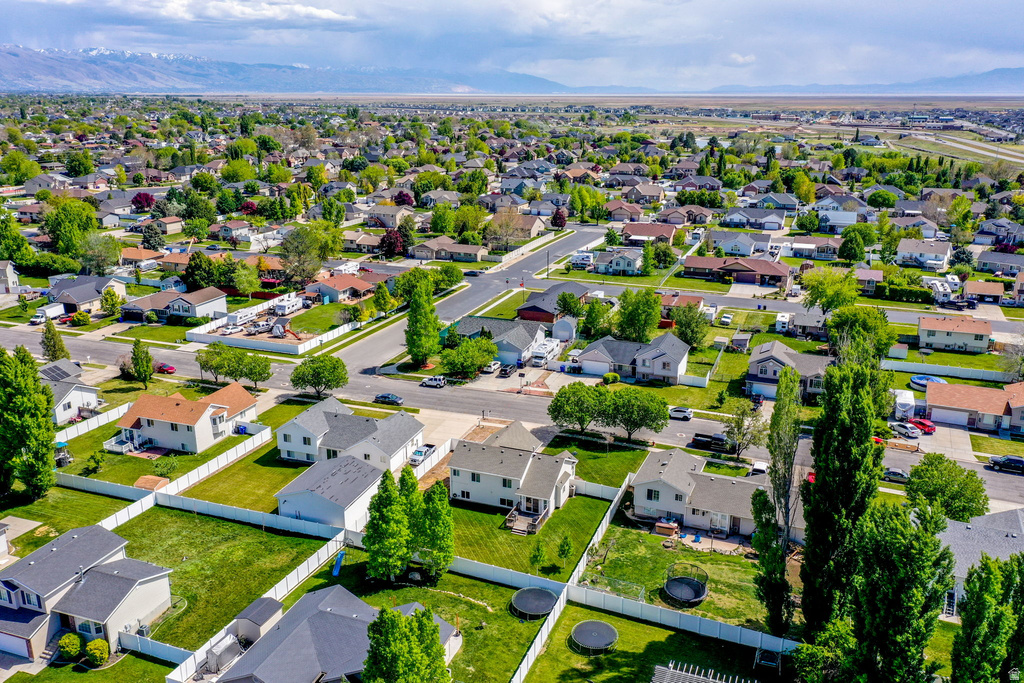 2224 W 2150 S Syracuse, UT 84075