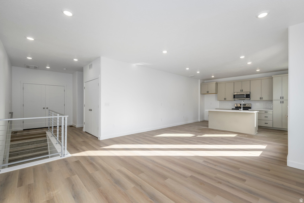 288 W BISHOP PL #6-23 Salt Lake City, UT 84103