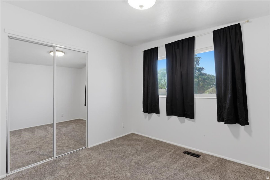 5680 S 2600 W #12 Roy, UT 84067