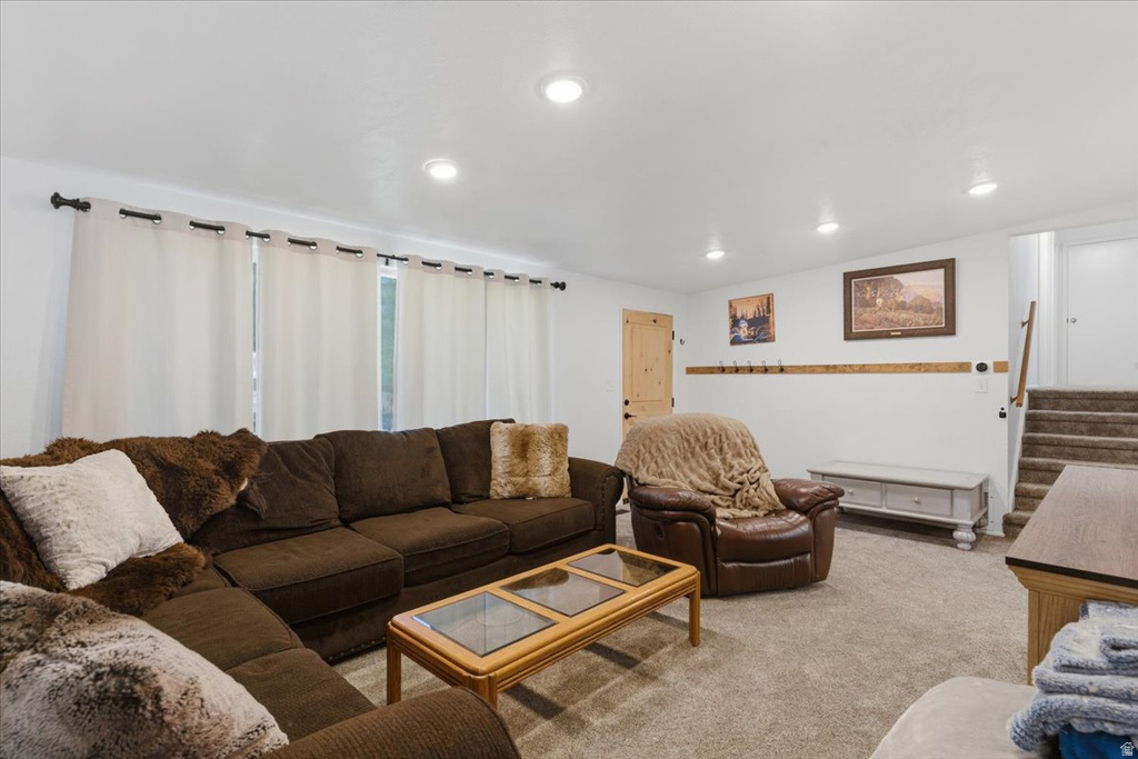 5680 S 2600 W #12 Roy, UT 84067