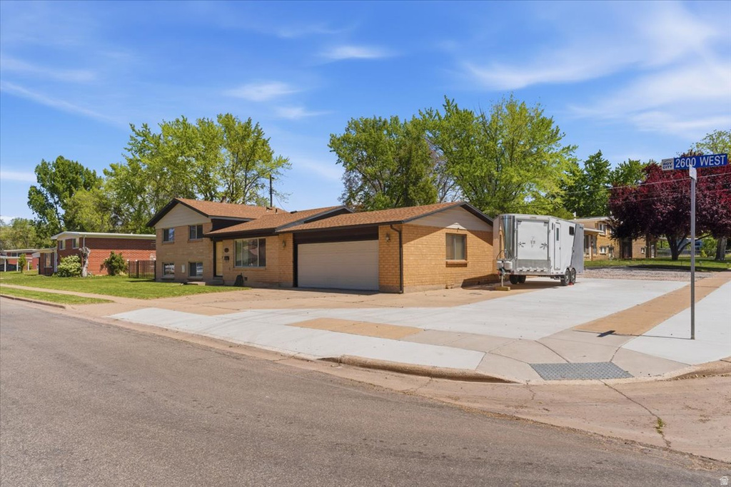 5680 S 2600 W #12 Roy, UT 84067