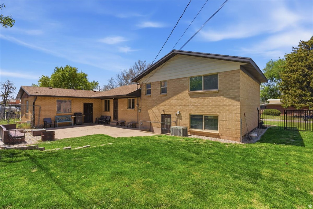 5680 S 2600 W #12 Roy, UT 84067