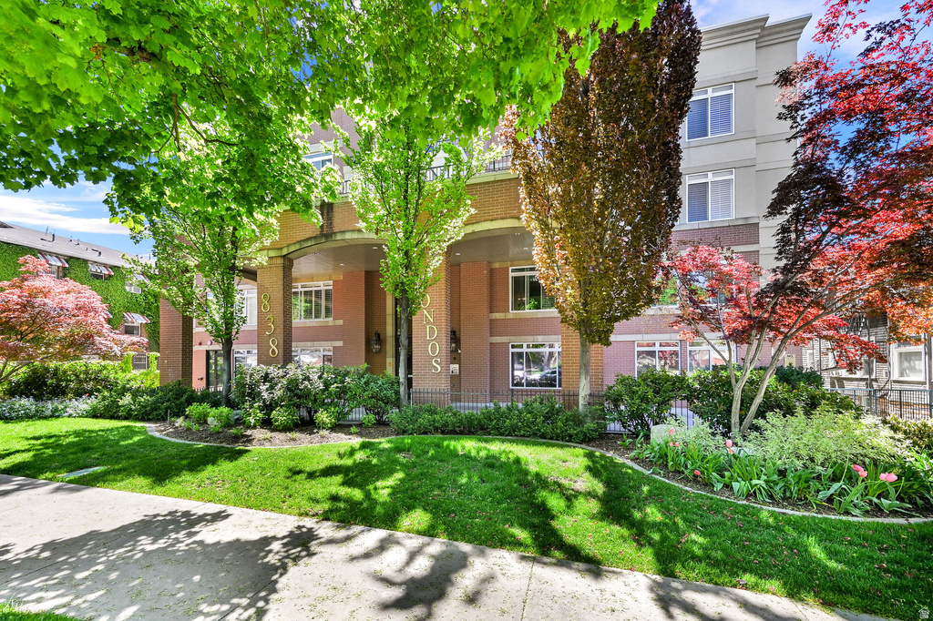 838 E SOUTH TEMPLE #409 Salt Lake City, UT 84102