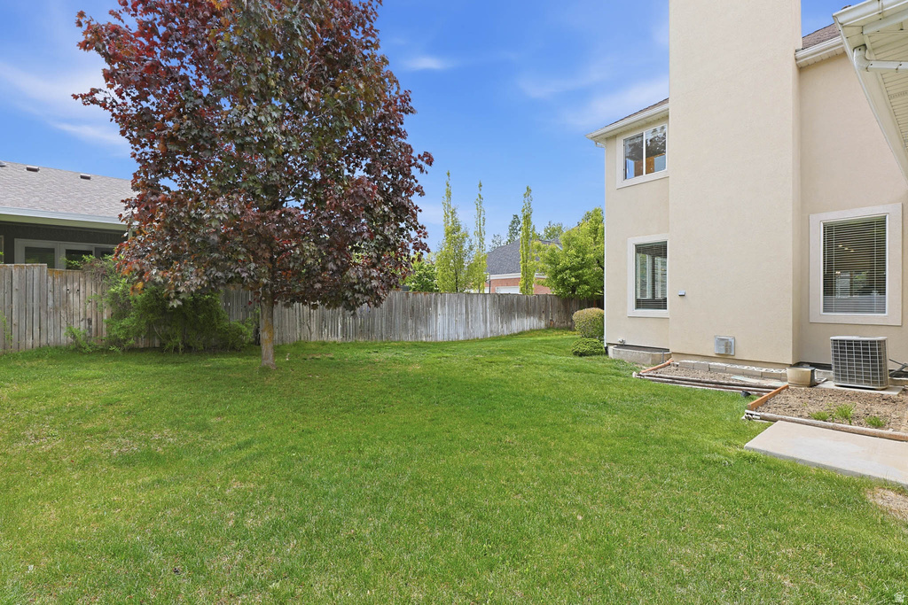 6614 LINDIE CT Salt Lake City, UT 84121