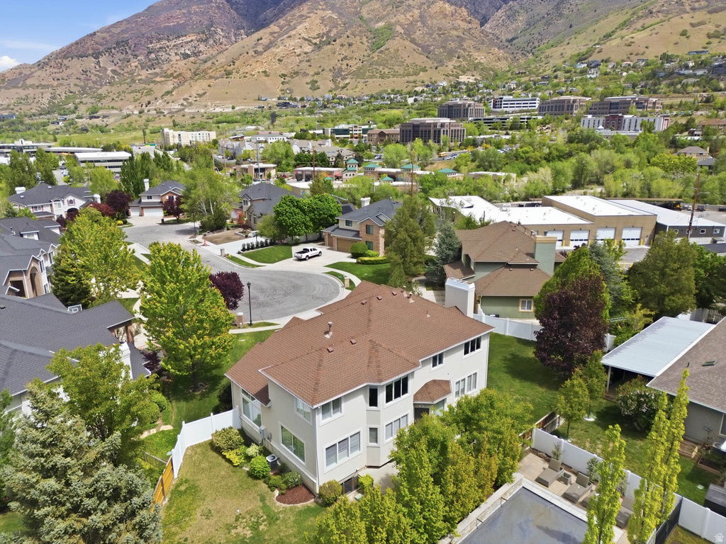 6614 LINDIE CT Salt Lake City, UT 84121
