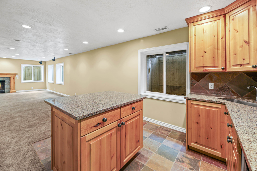 6614 LINDIE CT Salt Lake City, UT 84121