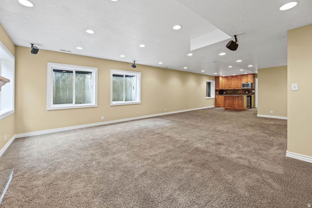 6614 LINDIE CT Salt Lake City, UT 84121