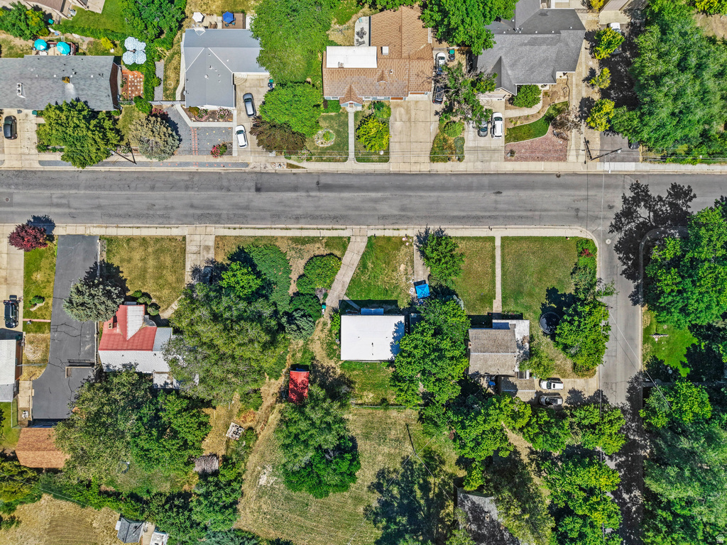 60 S WHITESIDE ST Layton, UT 84041