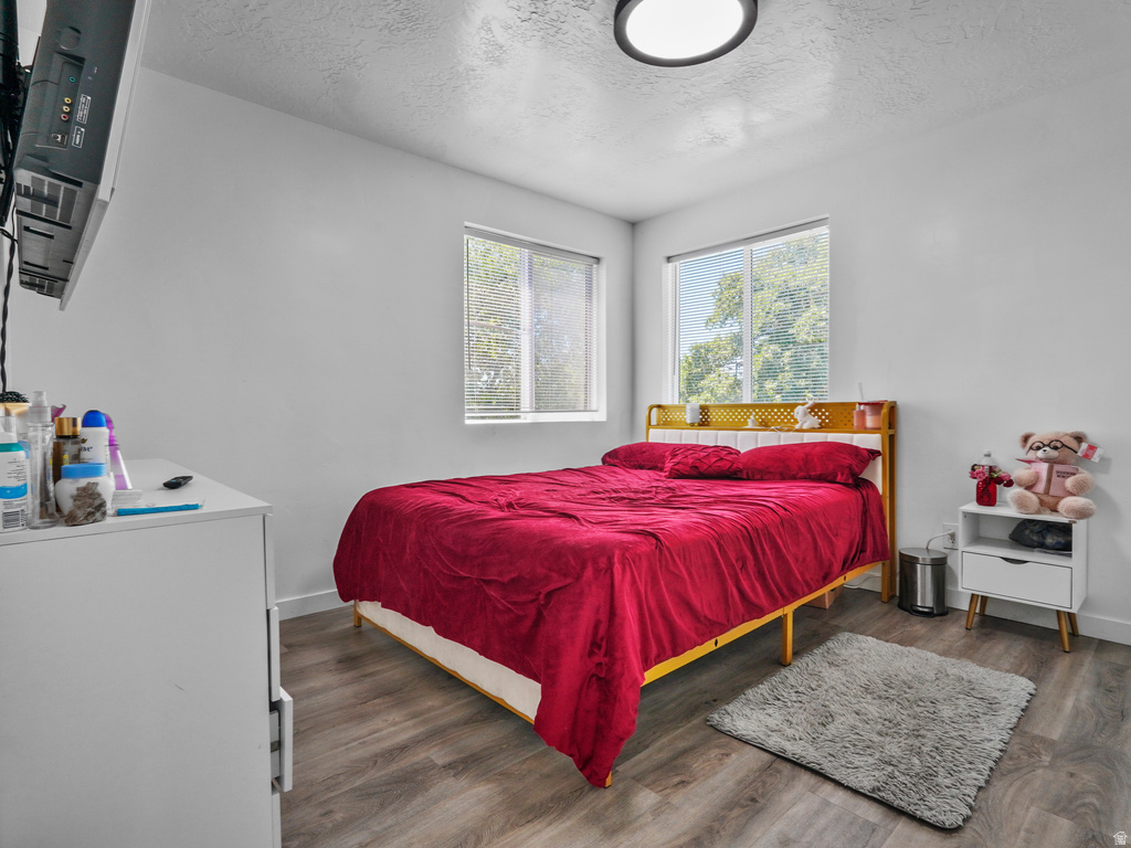 60 S WHITESIDE ST Layton, UT 84041