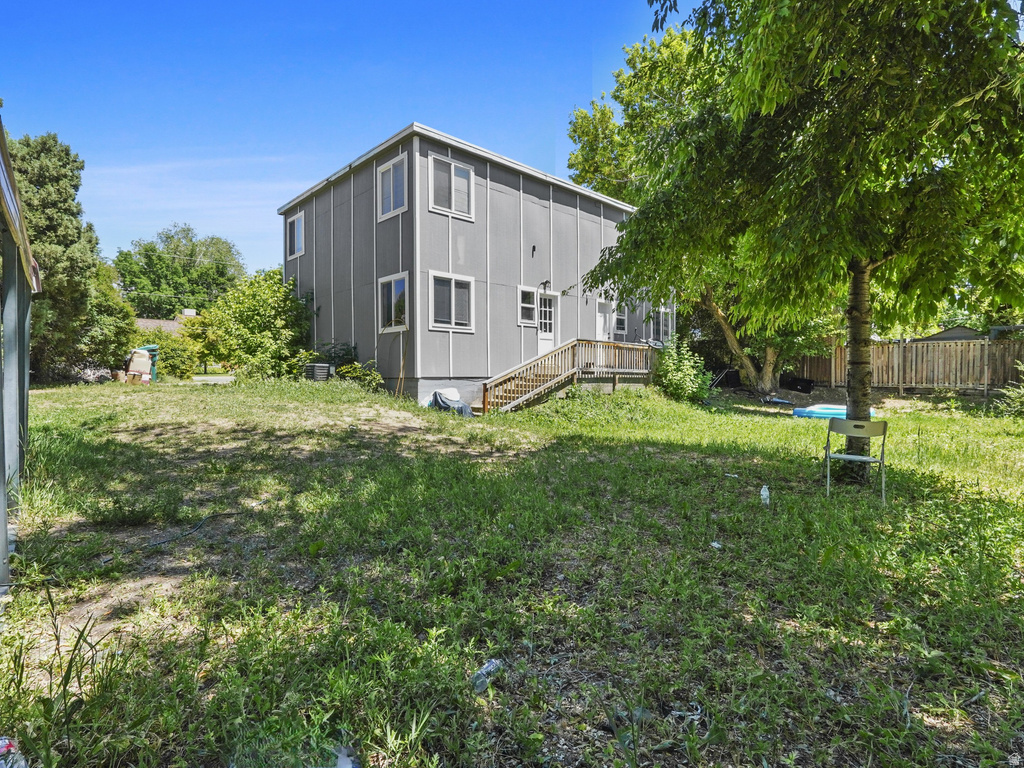 60 S WHITESIDE ST Layton, UT 84041