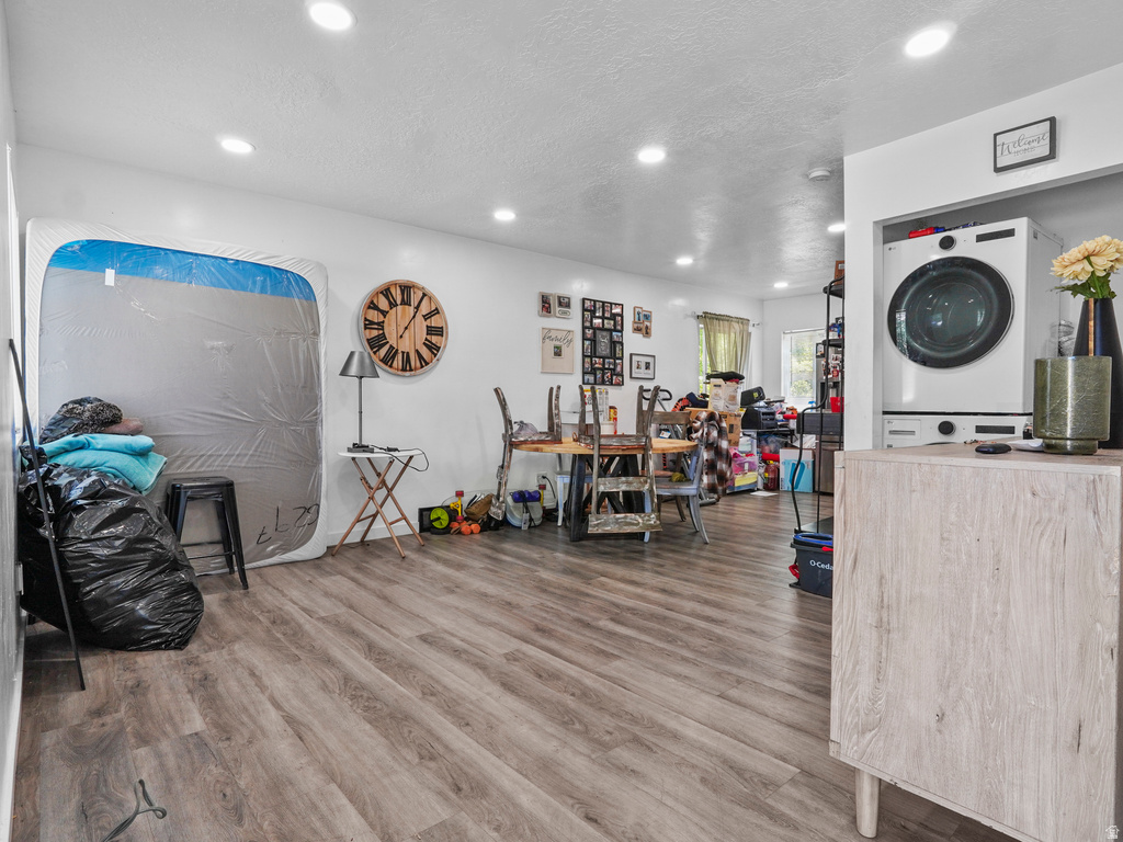 60 S WHITESIDE ST Layton, UT 84041