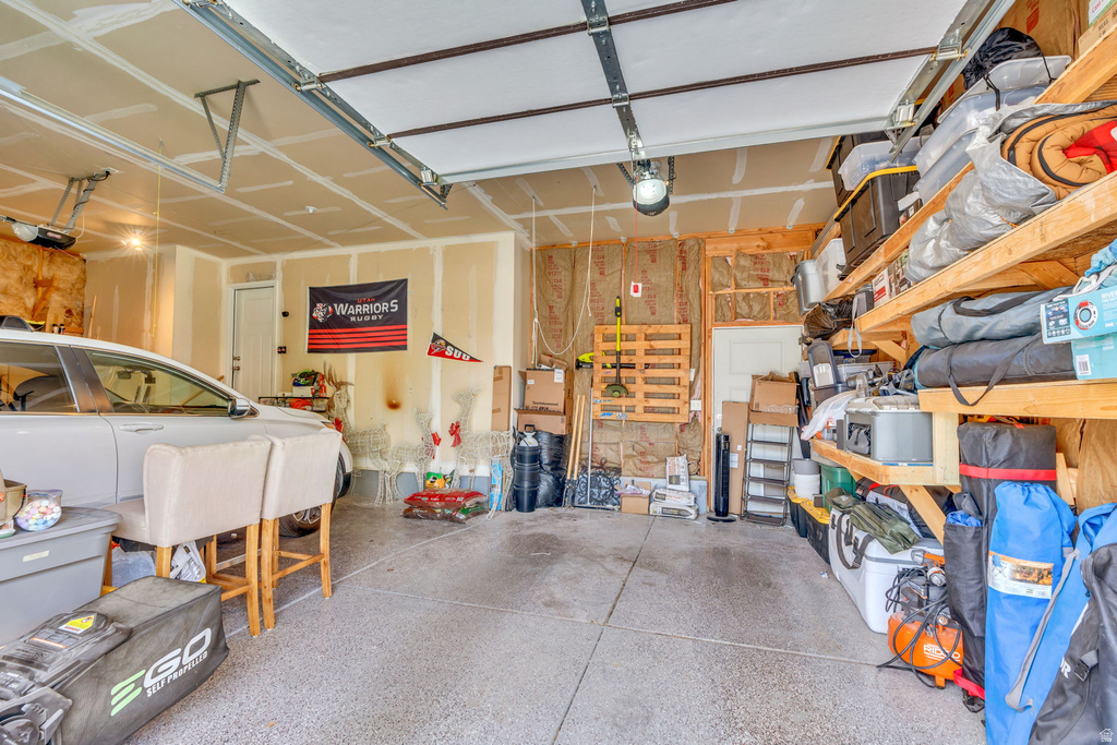 2454 E OX YOKE DR Eagle Mountain, UT 84005