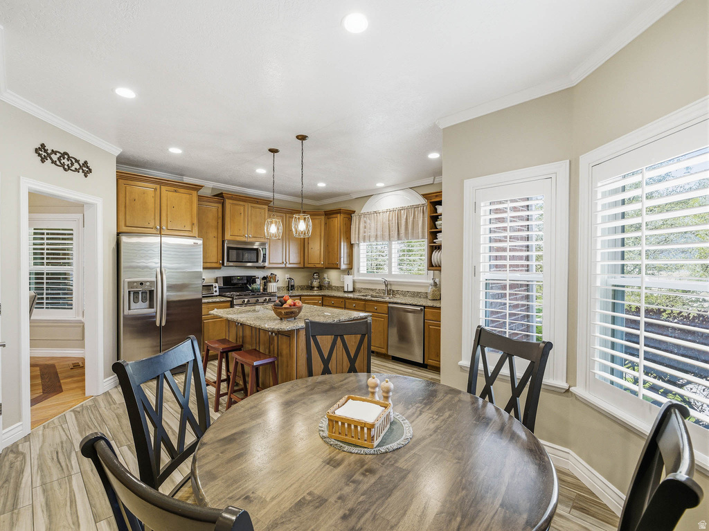 355 S WOOD DR Alpine, UT 84004