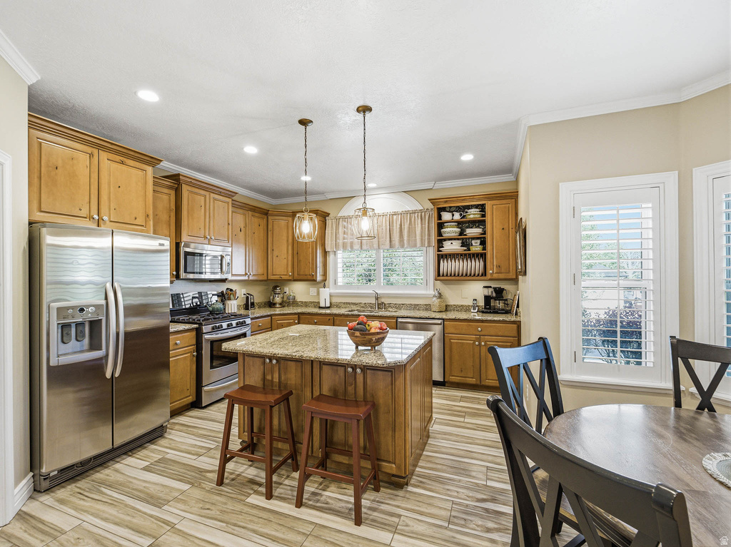 355 S WOOD DR Alpine, UT 84004