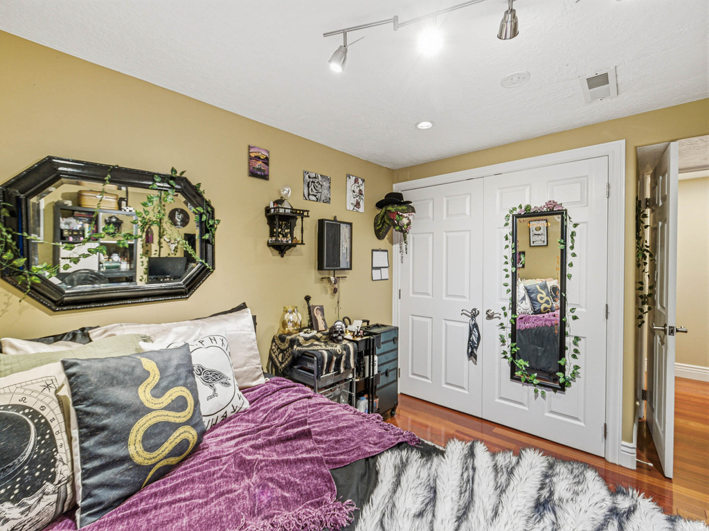 355 S WOOD DR Alpine, UT 84004