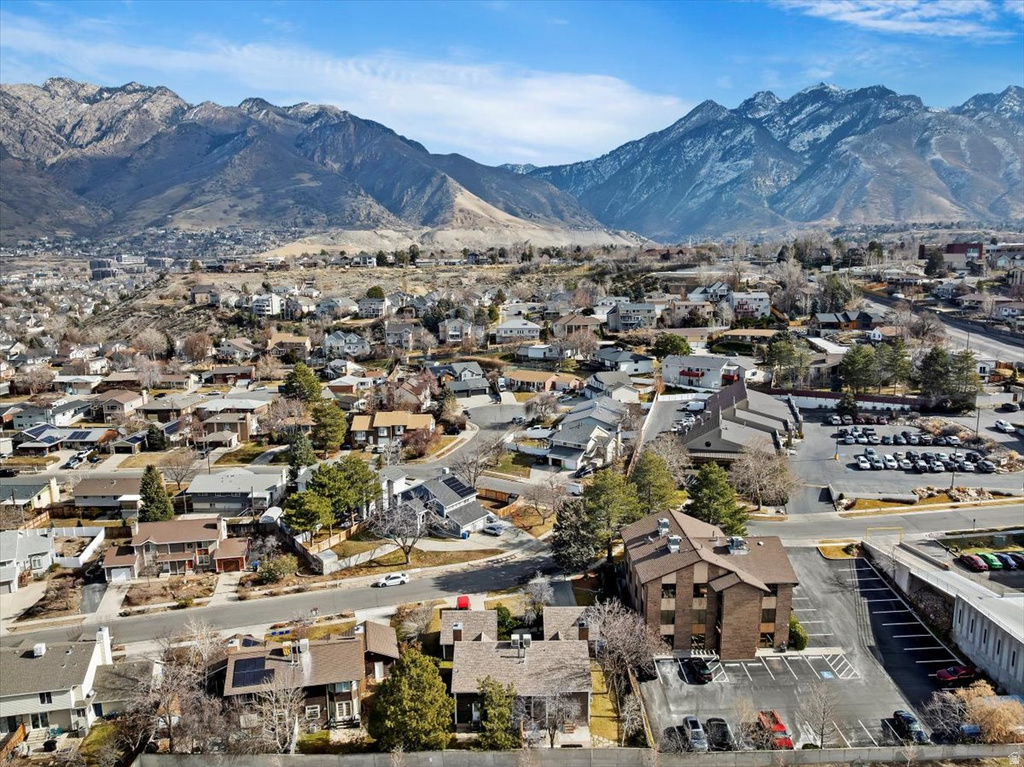 6924 S HILLSIDE CIR Cottonwood Heights, UT 84121