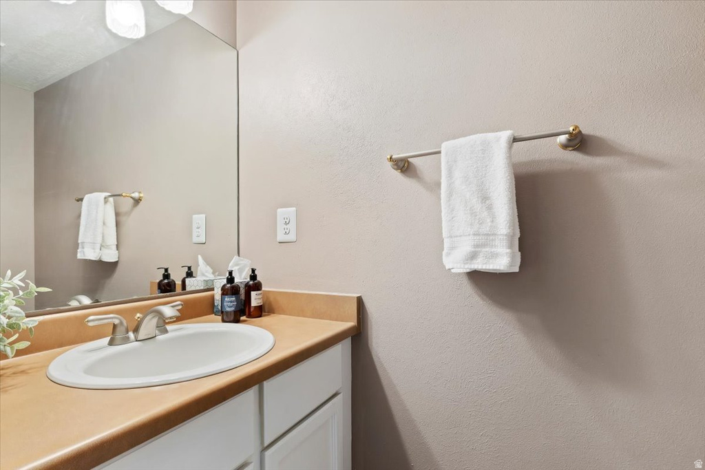 6924 S HILLSIDE CIR Cottonwood Heights, UT 84121