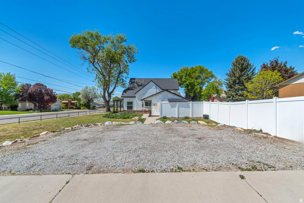 595 E 200 S Pleasant Grove, UT 84062