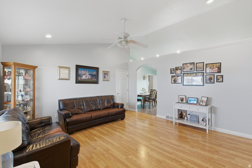 496 E 610 S Santaquin, UT 84655