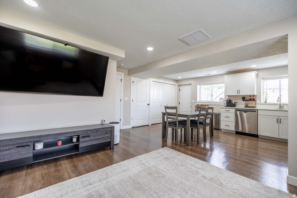 3624 W 4650 S Roy, UT 84067