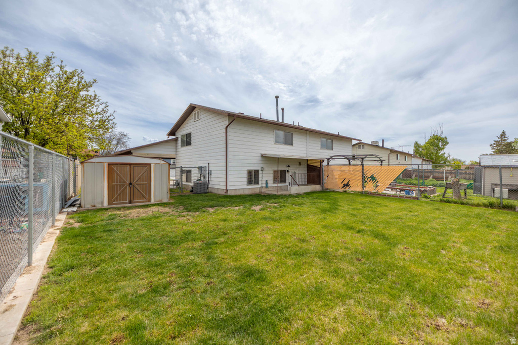 3624 W 4650 S Roy, UT 84067