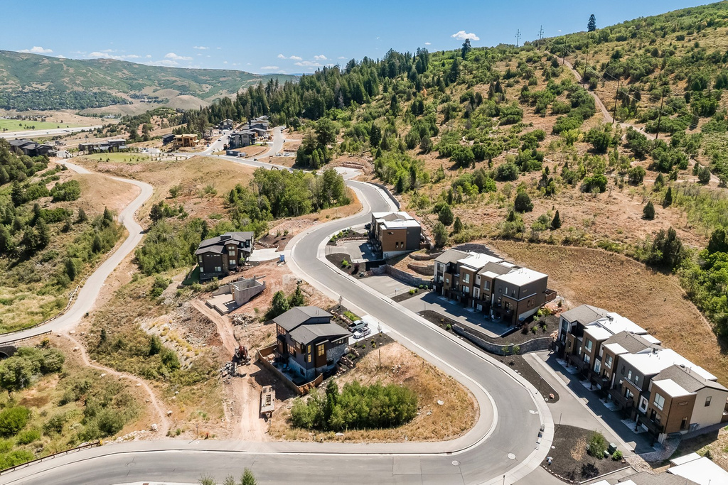 4388 W DISCOVERY WAY #205 Park City, UT 84098