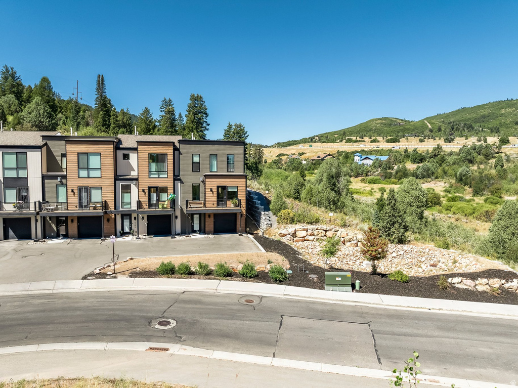 4388 W DISCOVERY WAY #205 Park City, UT 84098