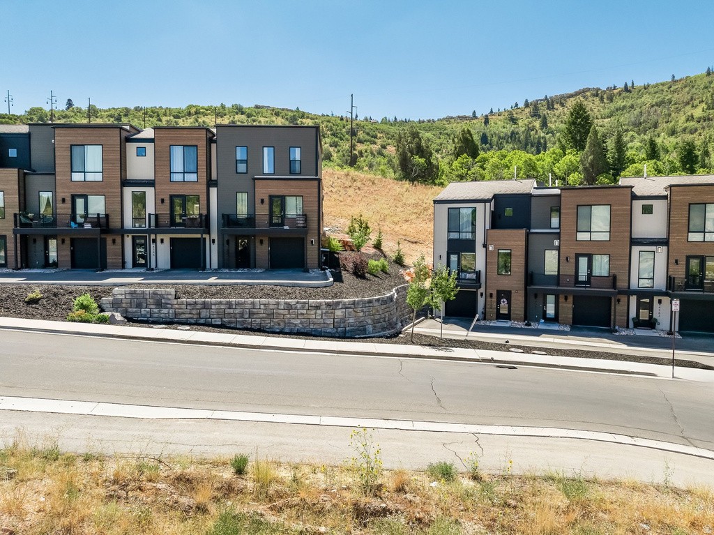 4388 W DISCOVERY WAY #205 Park City, UT 84098
