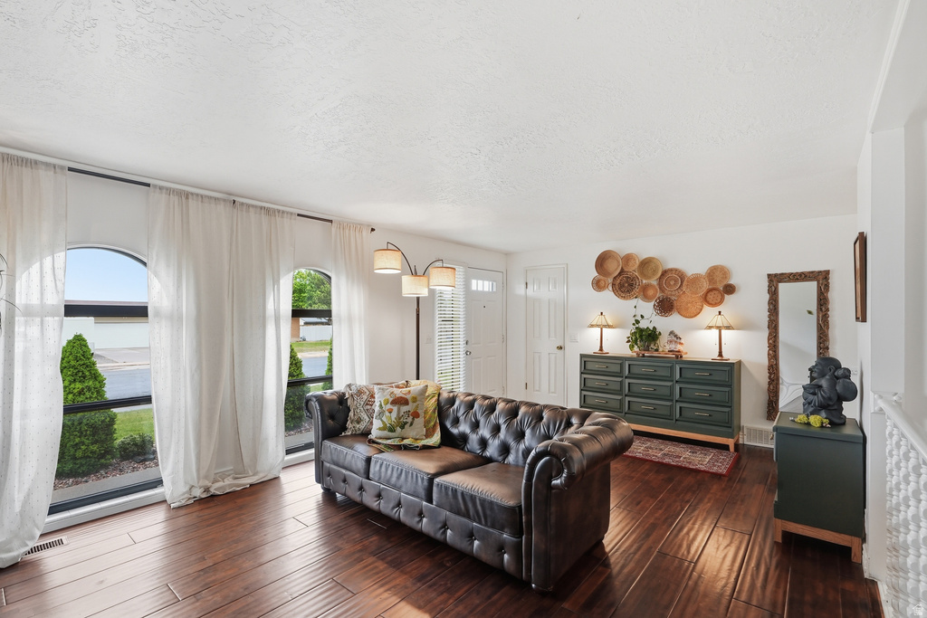 3063 W WINCHESTER DR West Valley City, UT 84119
