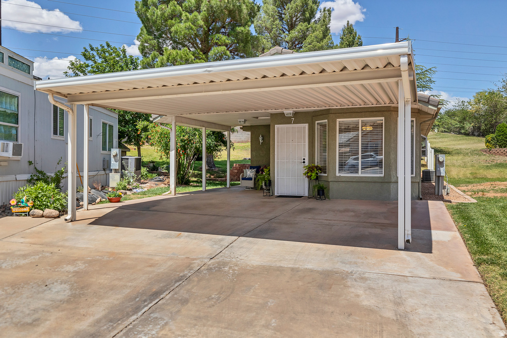 2990 E RIVERSIDE DR photo 3