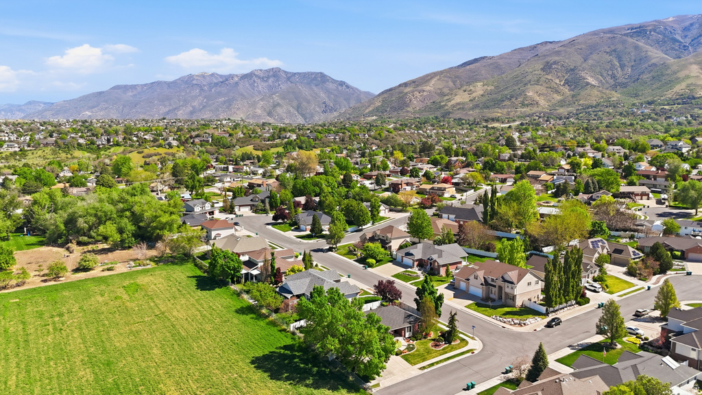 1665 E 1300 N Layton, UT 84040