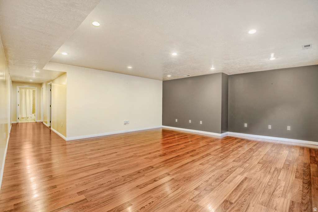 6456 S MOUNT WHITNEY LN Salt Lake City, UT 84118
