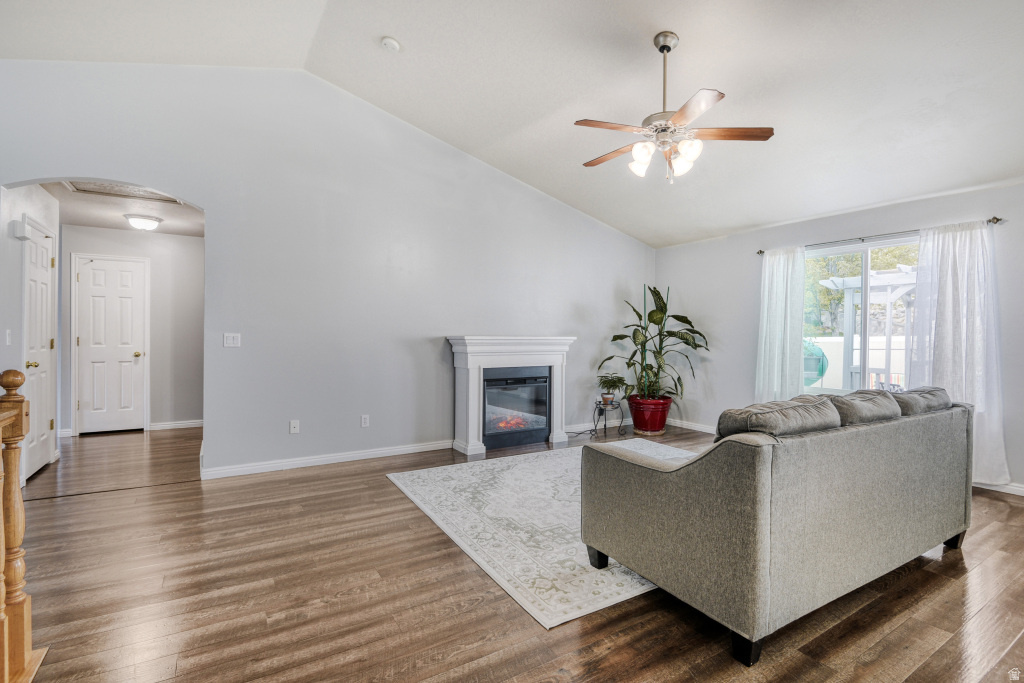 6456 S MOUNT WHITNEY LN Salt Lake City, UT 84118