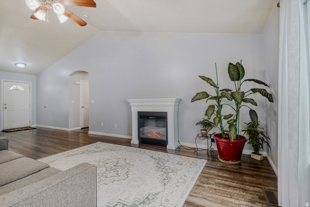 6456 S MOUNT WHITNEY LN Salt Lake City, UT 84118