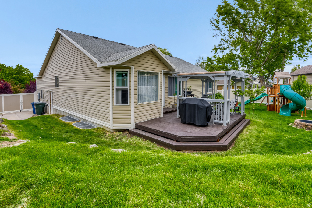 6456 S MOUNT WHITNEY LN Salt Lake City, UT 84118