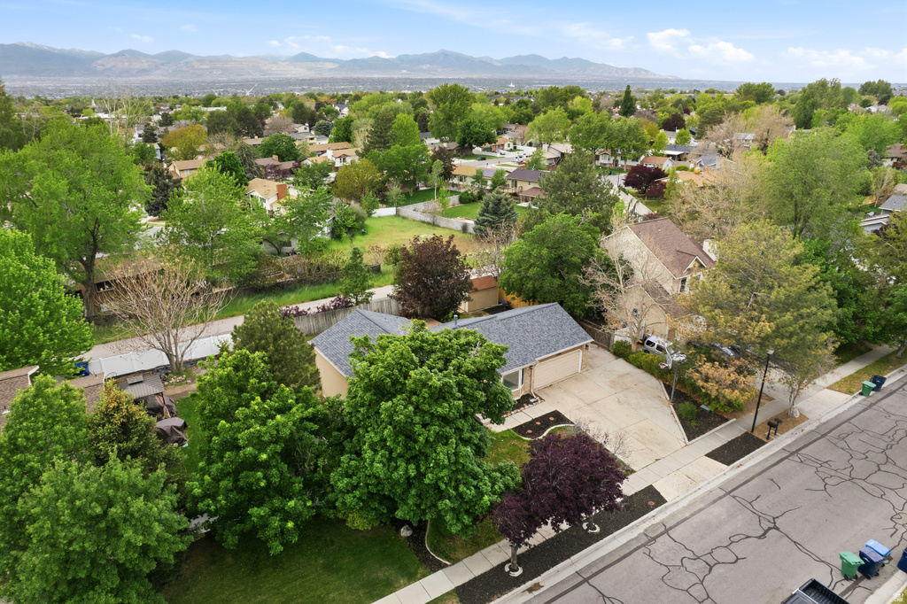 11308 S HAWKWOOD DR Sandy, UT 84094