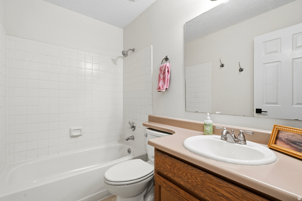 11308 S HAWKWOOD DR Sandy, UT 84094