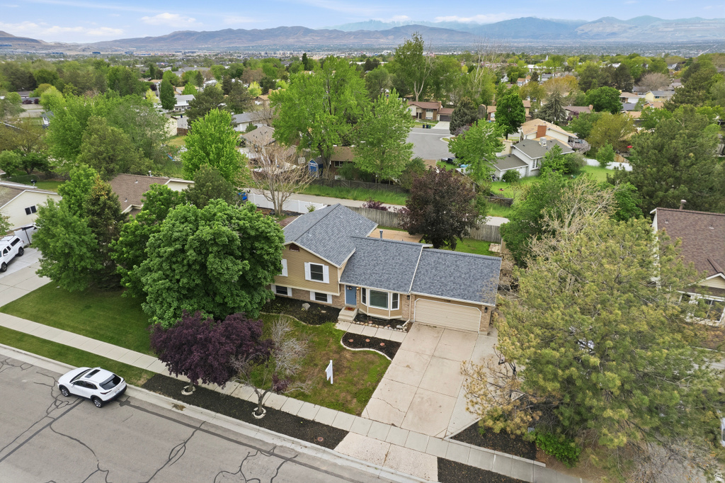 11308 S HAWKWOOD DR Sandy, UT 84094
