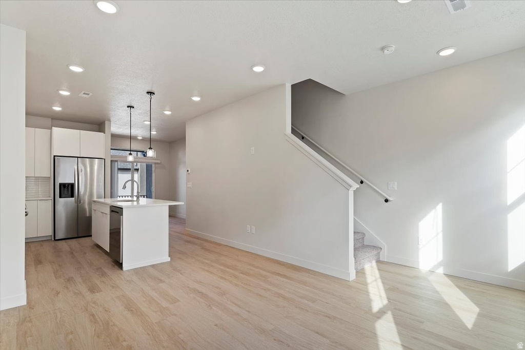 1158 N MERIDIAN W LN photo 3