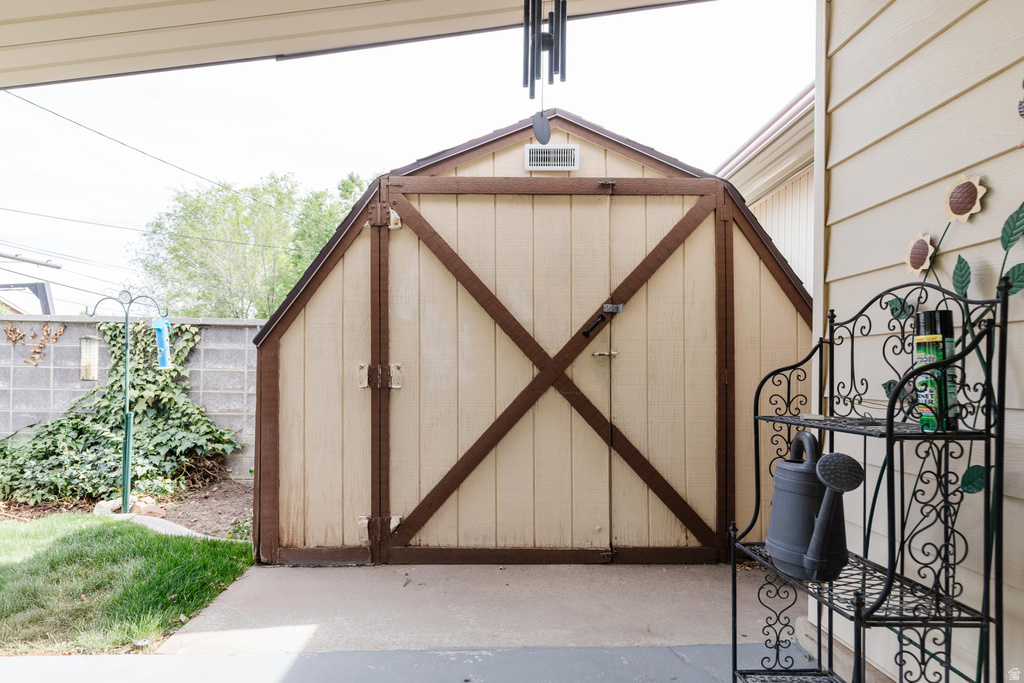 4302 S 2325 W Roy, UT 84067