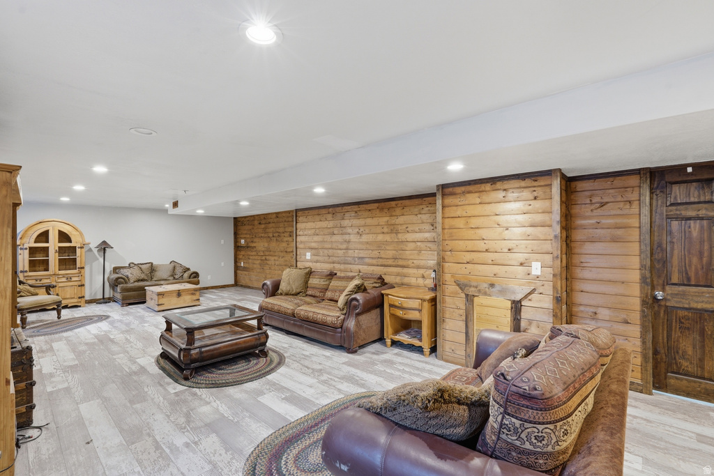 9317 N SUNSET DR Thatcher, UT 84337