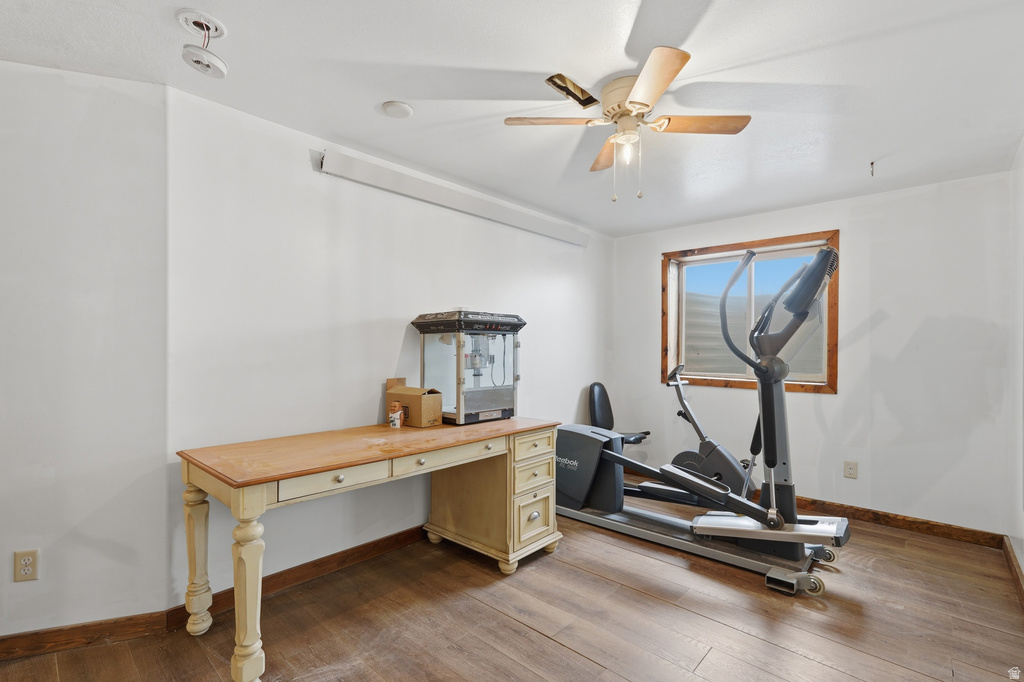 9317 N SUNSET DR Thatcher, UT 84337