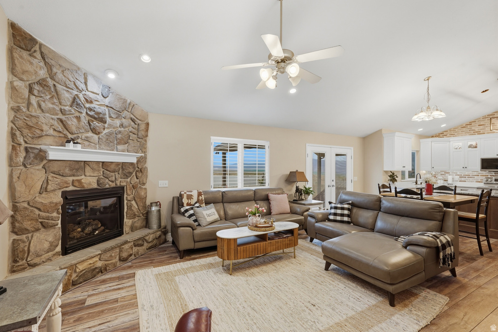 9317 N SUNSET DR Thatcher, UT 84337