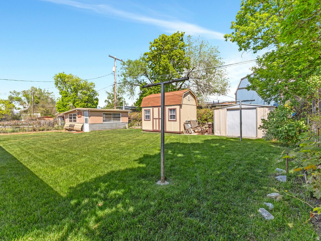1502 N 475 W Sunset, UT 84015