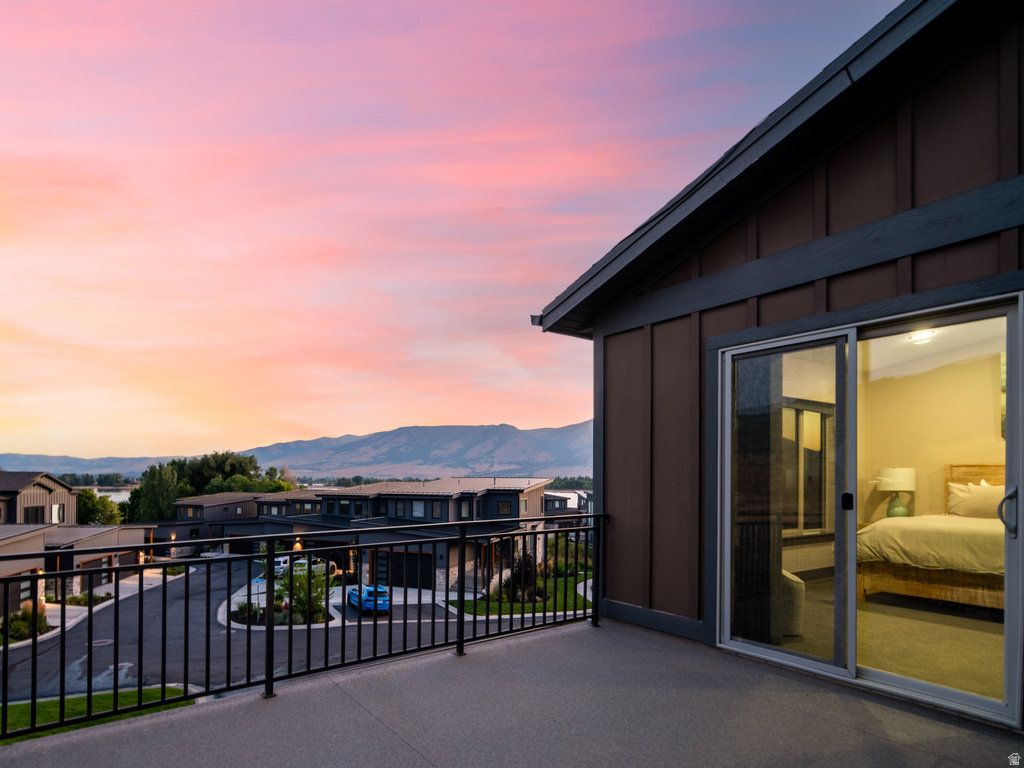 819 S EDGEWATER CT #9 Huntsville, UT 84317
