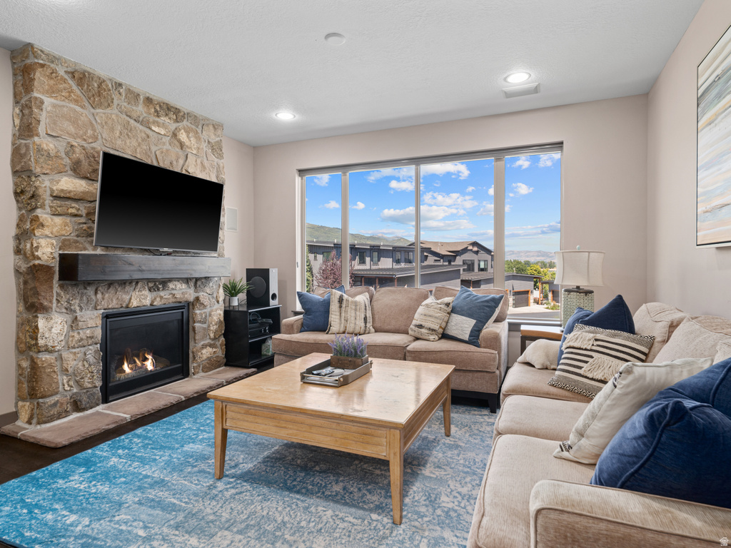 819 S EDGEWATER CT #9 Huntsville, UT 84317
